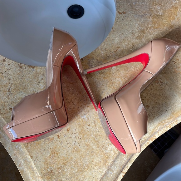 Christian Louboutin lady peep heels - Picture 6 of 14